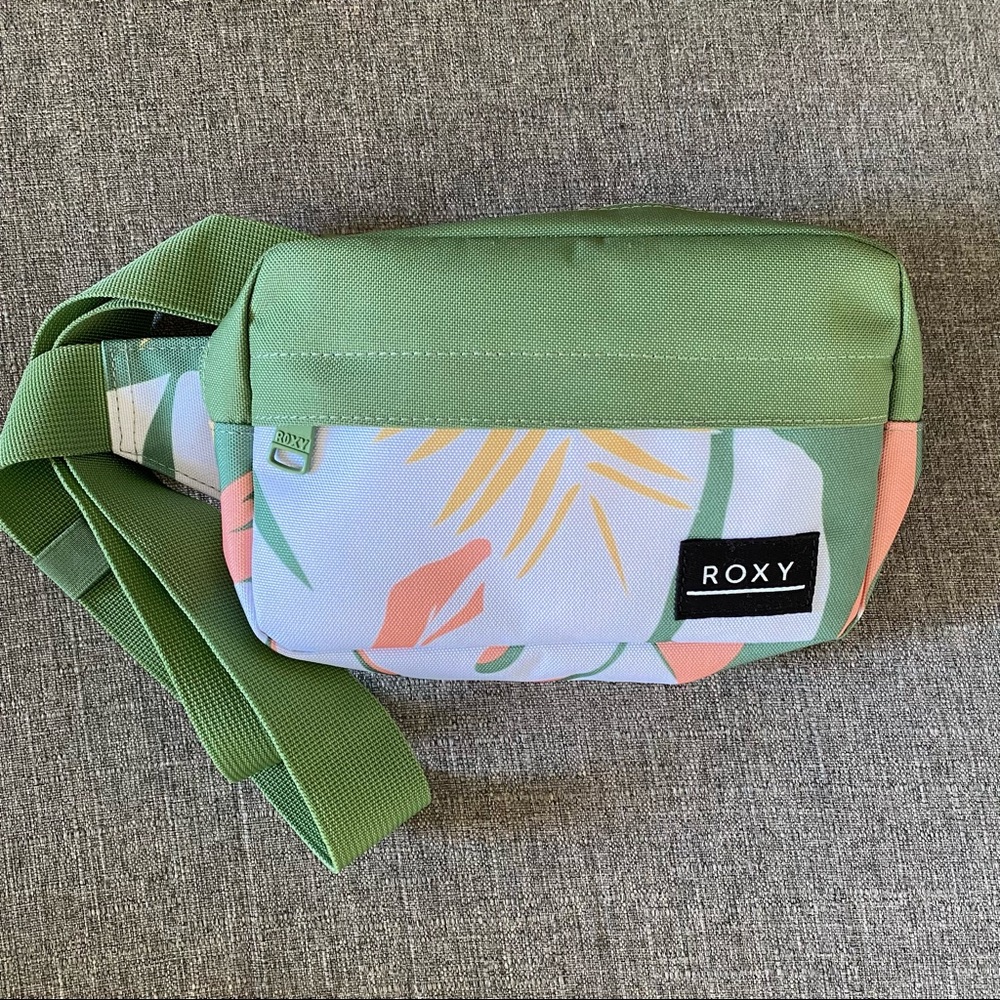 Roxy Fanny pack